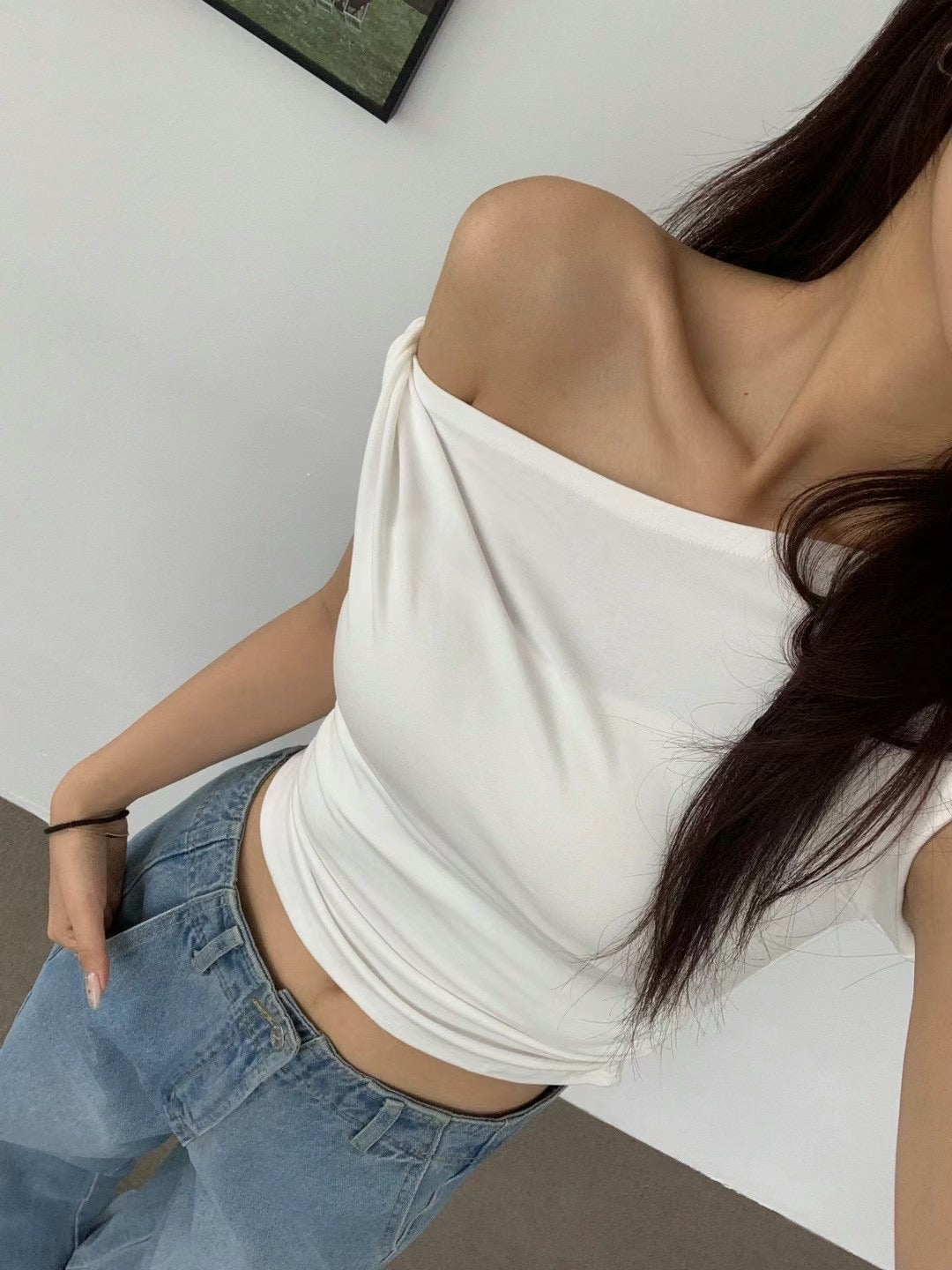 Kylie Off-shoulder Top