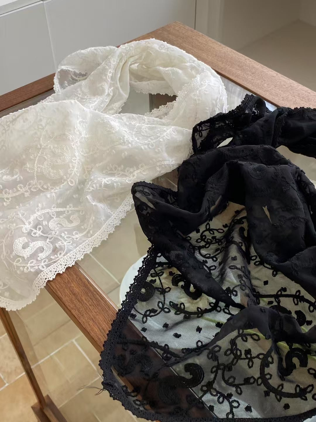 Lace Scarf (Tube Top, Wrap)