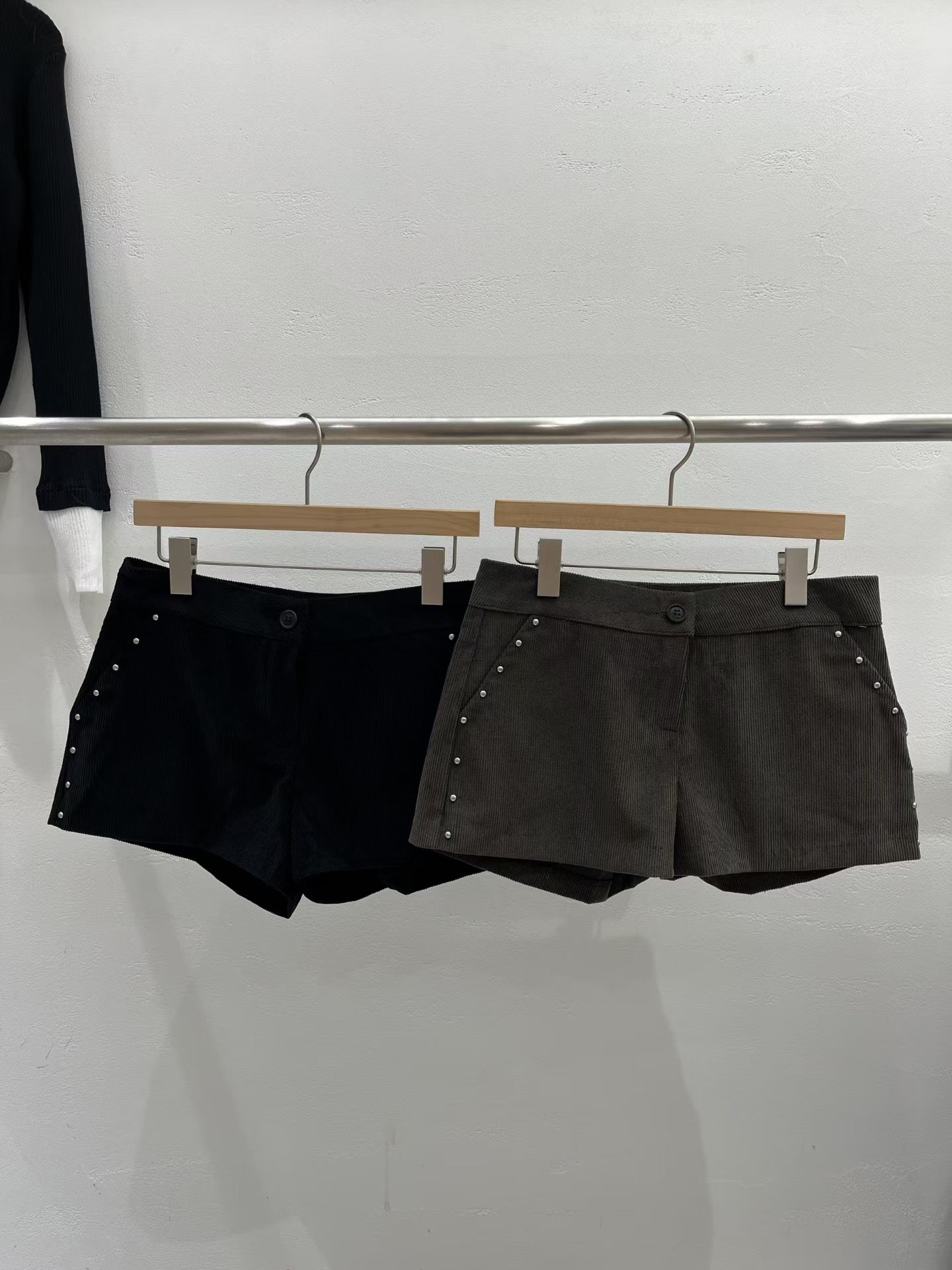 Max Corduroy Shorts